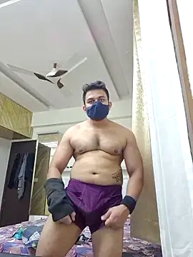 kaizercool1 online show from 01/05/26, 05:38