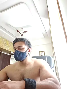 kaizercool1 online show from 02/18/26, 06:22