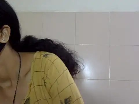 Indian Horny Wife online show from 09/18/25, 07:55