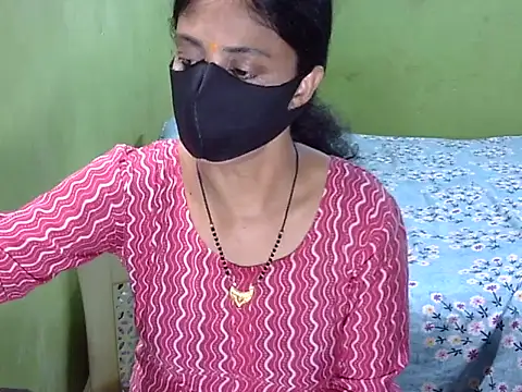 Snapshot of Indian_Horny_Wife chatting on 05/15/26, 03:04 Indian Horny Wife online show from 05/15/26, 03:04