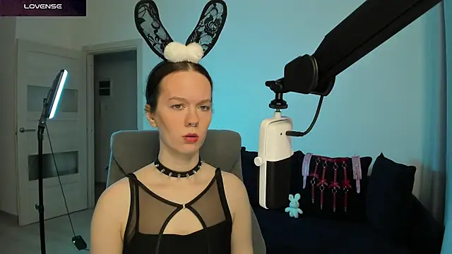 DivineBite online show from 02/28/26, 03:00