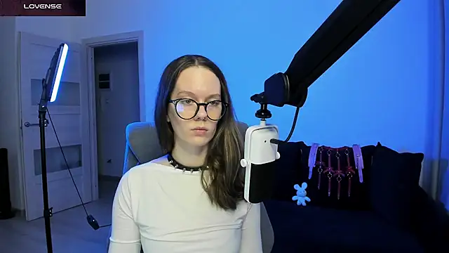 DivineBite online show from 03/06/26, 04:35