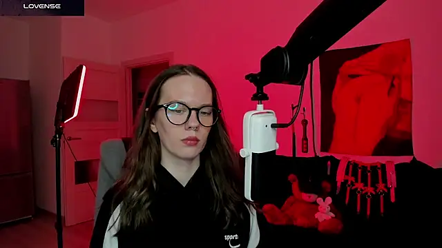 DivineBite online show from 03/18/26, 04:52