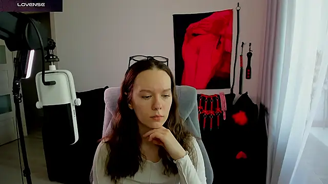 DivineBite online show from 05/09/26, 03:04
