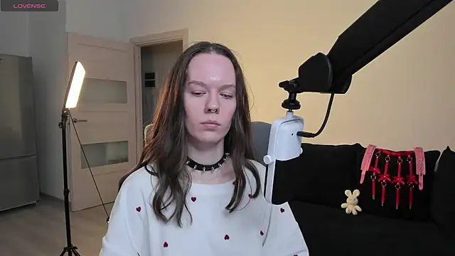 DivineBite online show from 02/20/26, 02:30