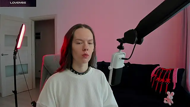 DivineBite online show from 02/18/26, 01:29