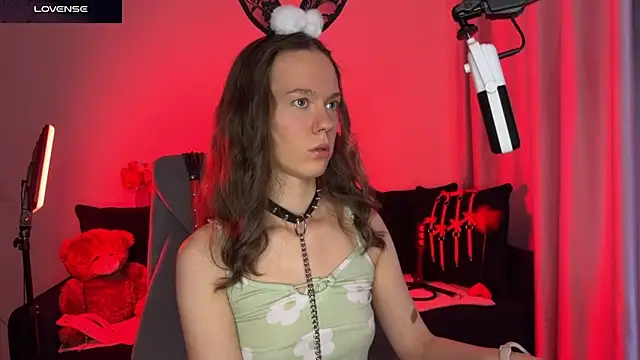 DivineBite online show from 09/21/25, 03:28