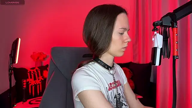 DivineBite online show from 09/11/25, 04:18