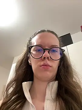 Snapshot of DivineBite chatting on 10/07/25, 05:36 DivineBite online show from 10/07/25, 05:36