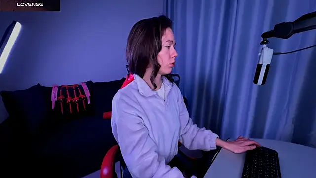 DivineBite online show from 02/12/25, 09:54