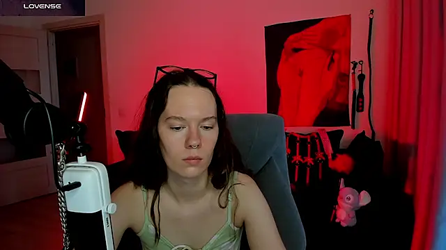 DivineBite online show from 07/12/26, 05:14