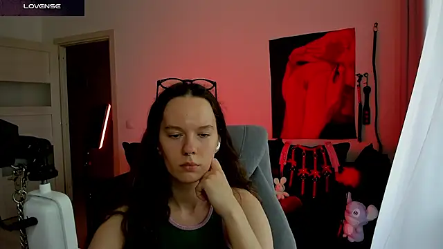 DivineBite online show from 07/14/26, 03:40