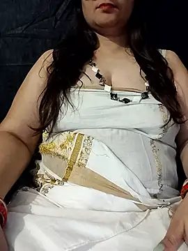 Snapshot of seema4xxxfun chatting on 05/08/26, 07:45 seema4xxxfun online show from 05/08/26, 07:45