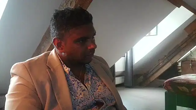 Bandusrilankasexymen online show from 01/13/26, 12:20