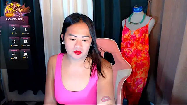 Snapshot of MagnificatMistress chatting on 11/14/25, 07:12 MagnificatMistress online show from 11/14/25, 07:12