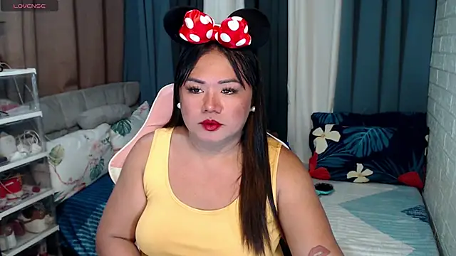 Snapshot of MagnificatMistress chatting on 02/12/25, 05:26 MagnificatMistress online show from 02/12/25, 05:26