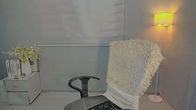 Snapshot of Patricia_fox chatting on 07/10/26, 05:35 Patricia fox online show from 07/10/26, 05:35