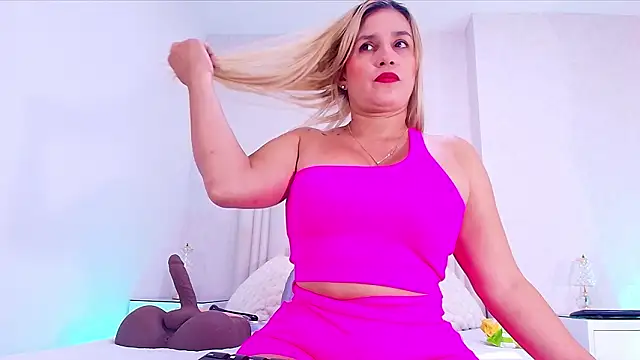  carolina fox online show from 02/12/26, 03:06