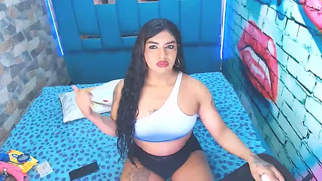 violet bigcock774 online show from 04/13/26, 07:18