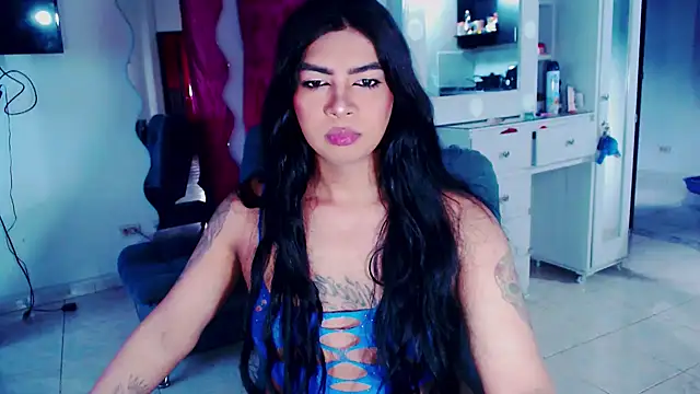 violet bigcock774 online show from 12/22/25, 02:17