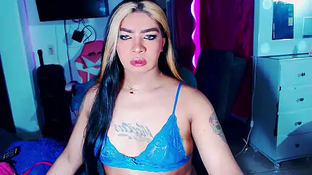 violet bigcock774 online show from 10/27/25, 06:25