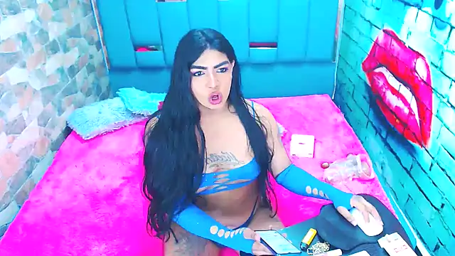 Snapshot of violet_bigcock774 chatting on 06/11/26, 07:44 violet bigcock774 online show from 06/11/26, 07:44