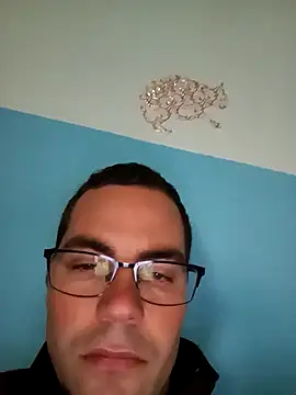 sasekSLO online show from 10/27/25, 03:24