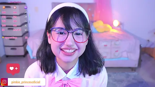 Snapshot of Pinkie_Princes chatting on 05/02/26, 11:54 Pinkie Princes online show from 05/02/26, 11:54