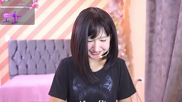 Snapshot of Pinkie_Princes chatting on 12/19/24, 10:53 Pinkie Princes online show from 12/19/24, 10:53
