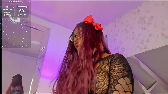 EmilyyRosee  online show from 04/10/26, 09:00