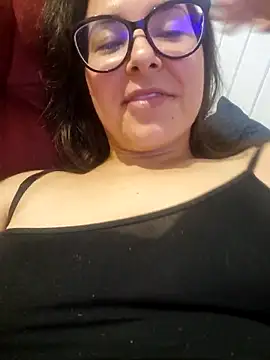 Snapshot of anna_love_hot chatting on 02/13/25, 12:57 anna love hot online show from 02/13/25, 12:57