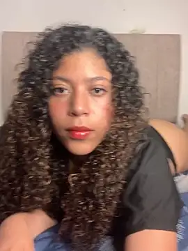 Snapshot of LilyBrunette chatting on 02/10/26, 02:21 LilyBrunette online show from 02/10/26, 02:21