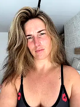 Thescorpionfr online show from 12/03/25, 04:50