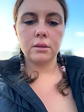 Samantha official online show from 11/18/25, 08:17