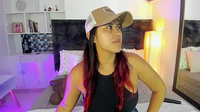 Snapshot of Karlagonzales_ chatting on 06/19/26, 07:09 Karlagonzales online show from 06/19/26, 07:09