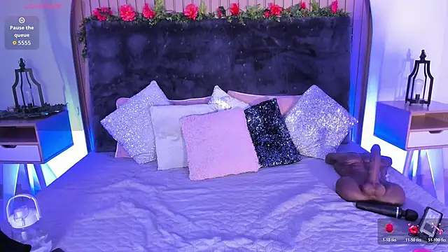 Karlagonzales  online show from 10/25/25, 10:47