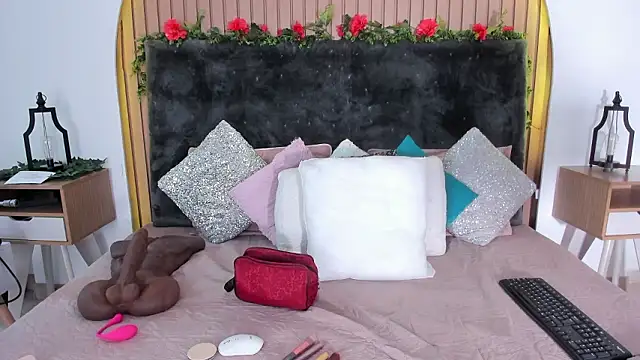 Karlagonzales  online show from 03/03/26, 06:48