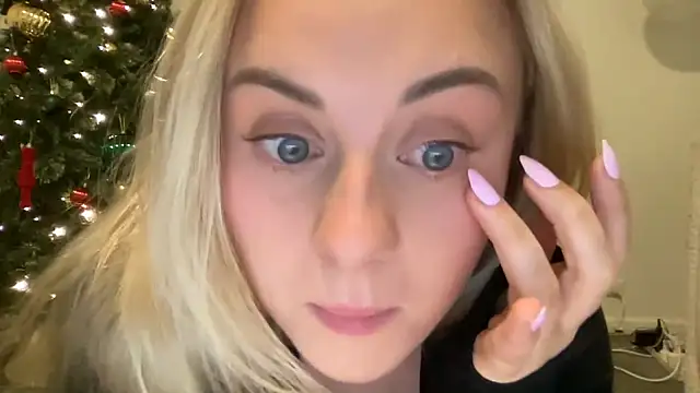 bigboobybabyxh online show from 10/22/25, 09:31