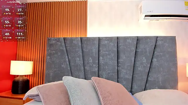 Falak sweett  online show from 10/24/25, 12:37