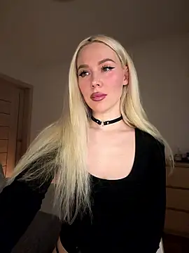 Snapshot of xDinnax chatting on 01/10/26, 03:29 xDinnax online show from 01/10/26, 03:29