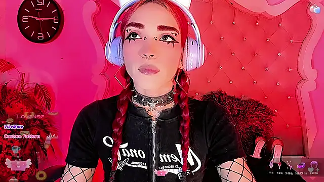 LeyXandrabraz online show from 05/26/26, 07:56
