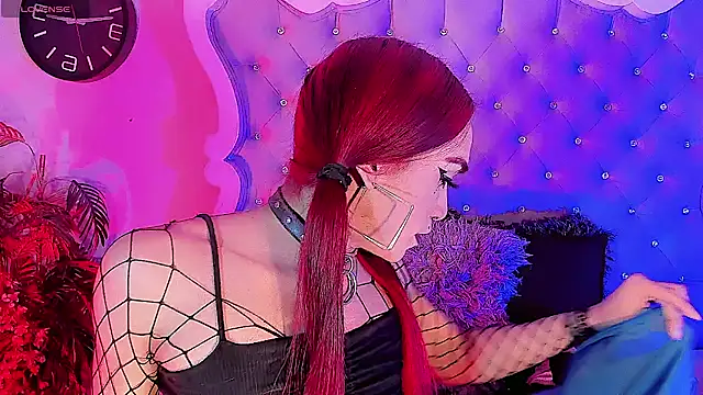 LeyXandrabraz online show from 05/04/26, 08:22
