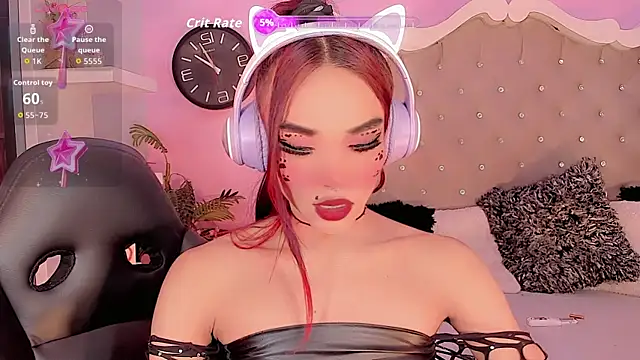 LeyXandrabraz online show from 09/13/25, 08:31