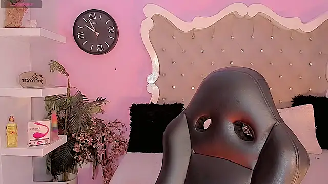 LeyXandrabraz online show from 09/20/25, 08:14