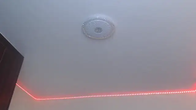 peeky pinky online show from 07/08/26, 06:14