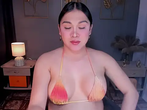 MaxeneCullens online show from 10/11/25, 08:04