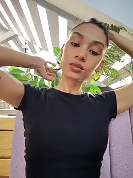 Leaberry online show from 09/15/25, 09:15