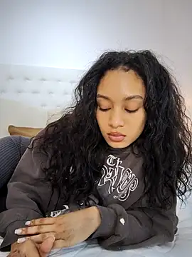 Leaberry online show from 10/17/25, 11:28