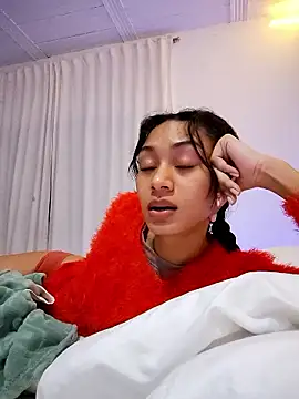 Snapshot of Leaberry chatting on 01/16/26, 02:26 Leaberry online show from 01/16/26, 02:26