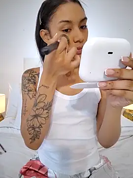 Leaberry online show from 09/18/25, 08:34